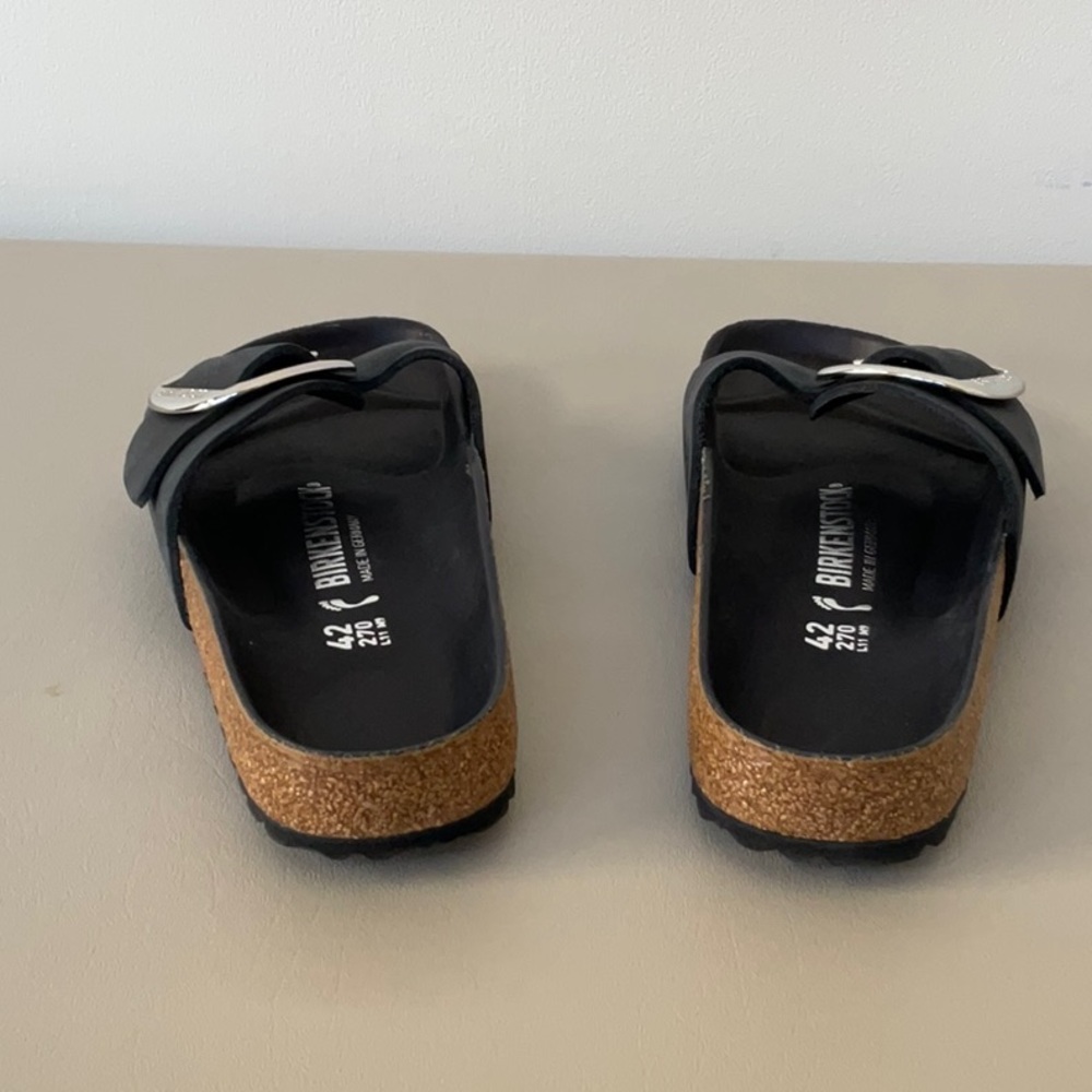 Birkenstock Size 42 Black Sandals with Silver Buckle - Picture 6 of 6
